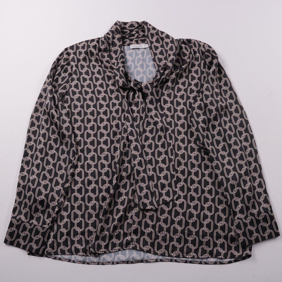 блузка Gallery