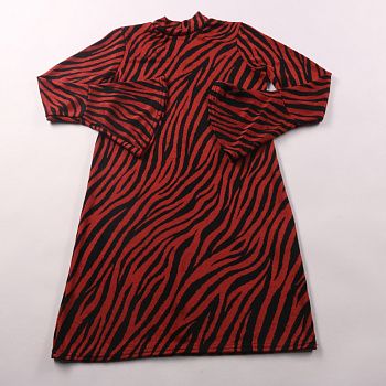 платье Distrikt