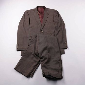 костюм Dressmann