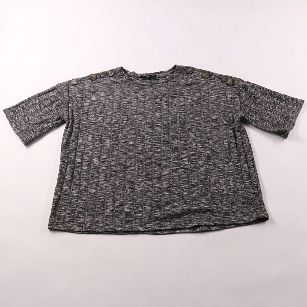 Топы и футболки