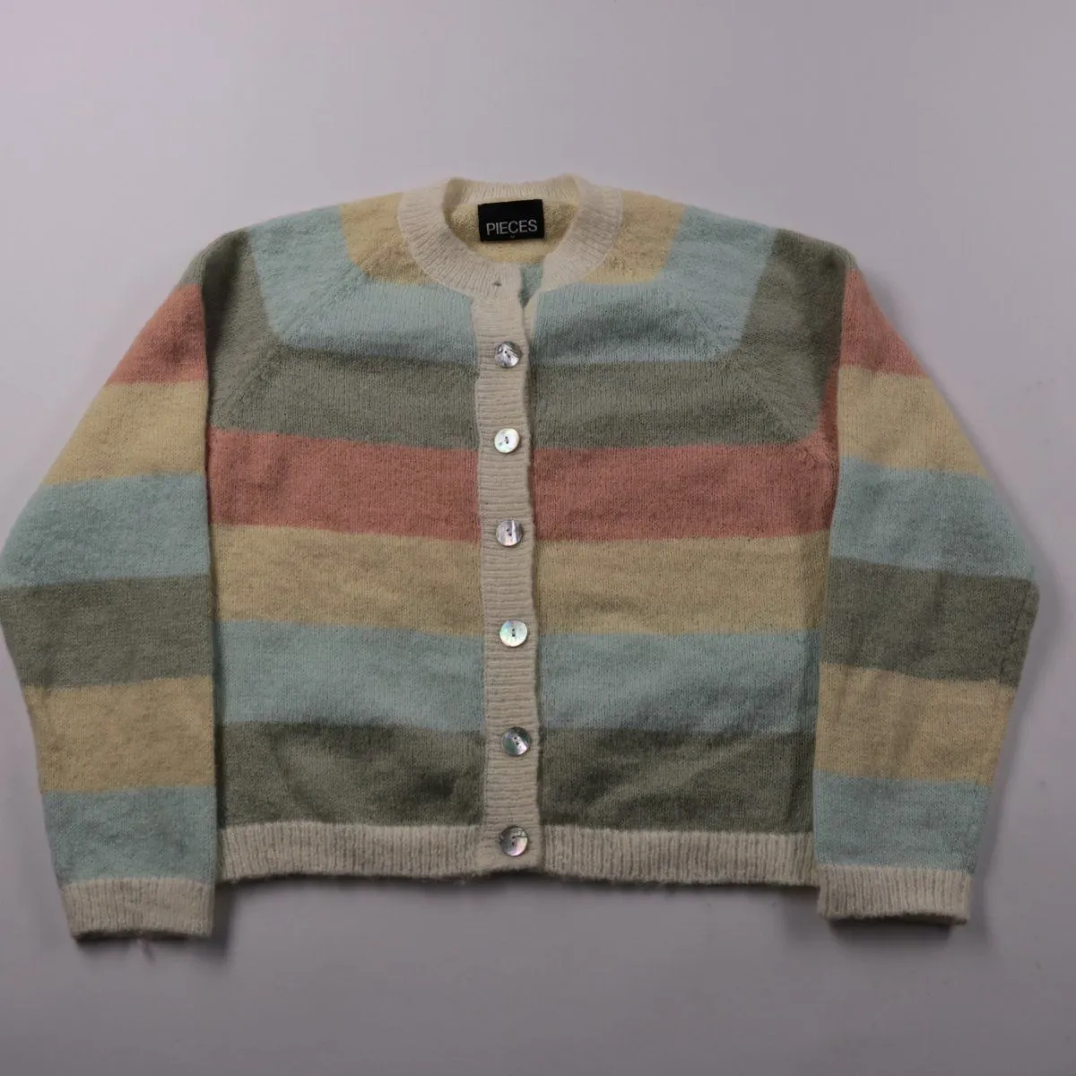 кардиган Pieces