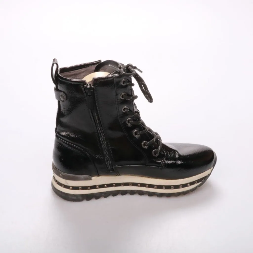 ботинки Mustang