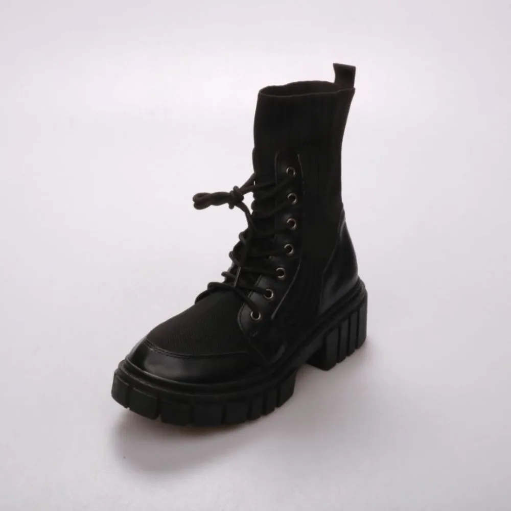 ботинки не указано