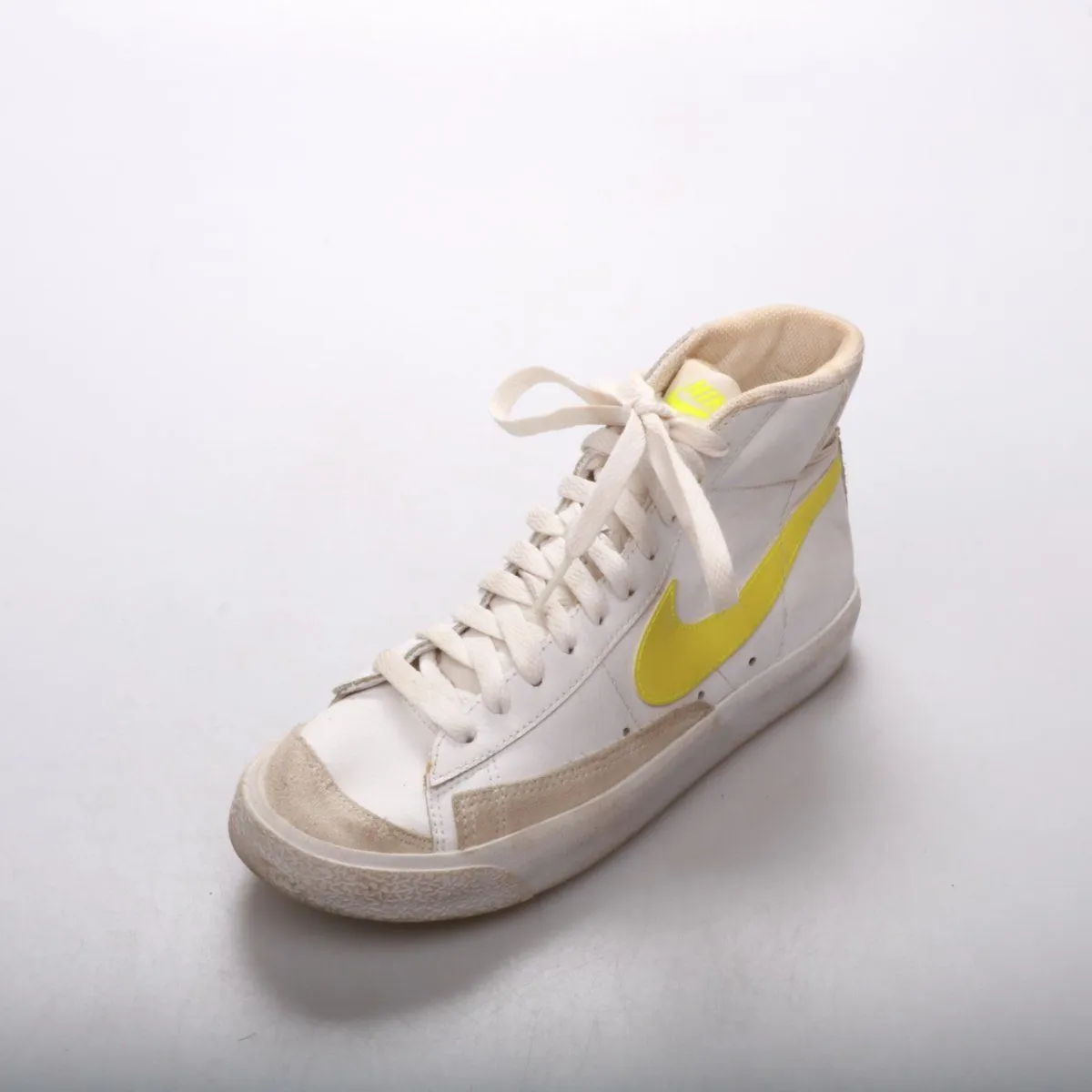 кроссовки Nike