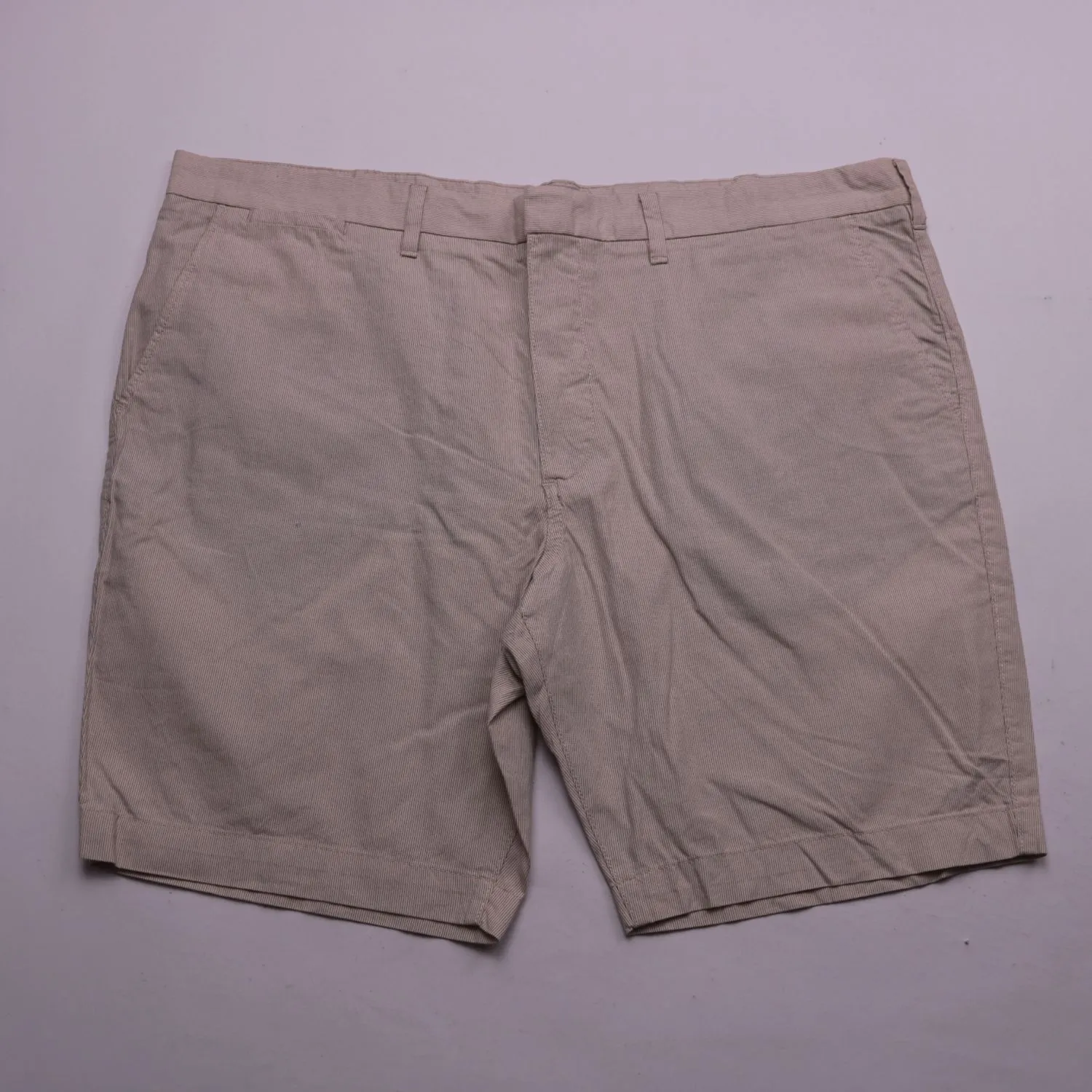 Бежевые шорты M&S классического кроя, размер 54 (XL)