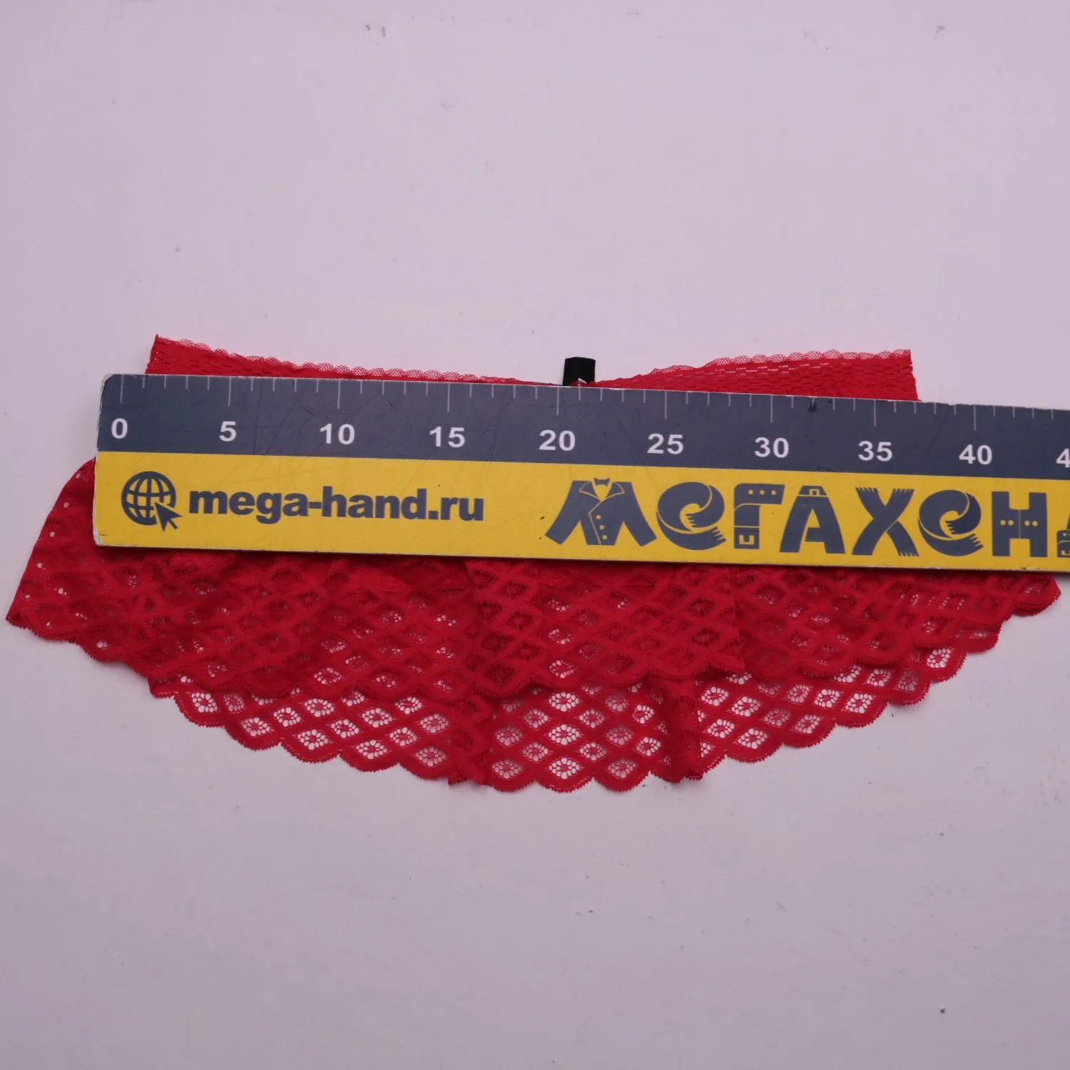 Красные женские трусы Etam из ажурного кружева, размер 48 (L)